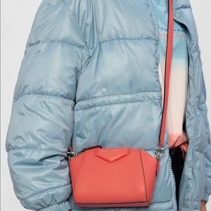 Meet your Posher, Soly